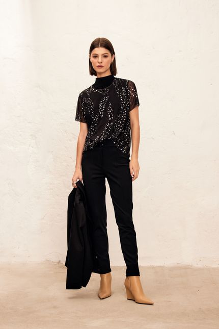 Blusa manga tule estampada preto branco