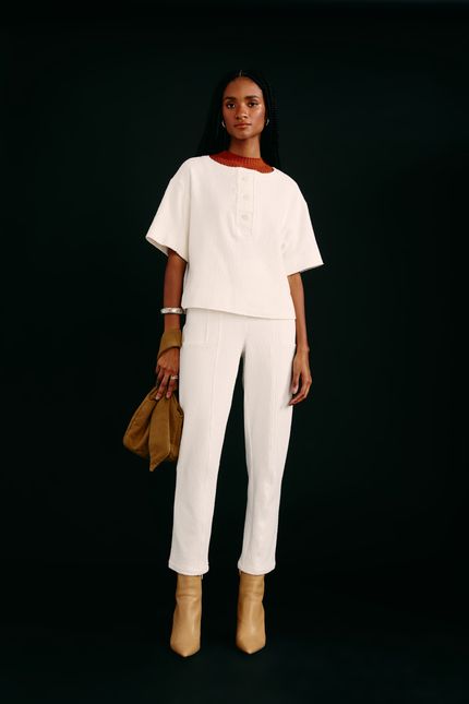 Blusa botões textura natural  off white
