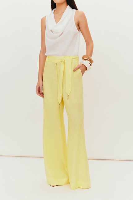 Calça cambraia pantalona amarelo manteiga