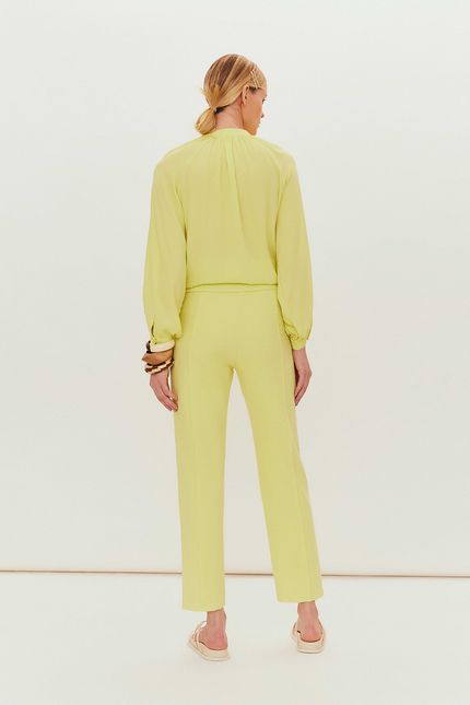 calça cinto textura amarelo lima