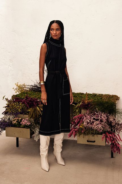 Vestido malha pespontos bolso preto