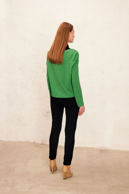 Blusa manga longa recortes moletom  verde trevo