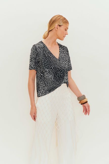 Blusa detalhe mini dots preto
