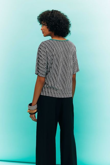 Tshirt listrado ondas preto