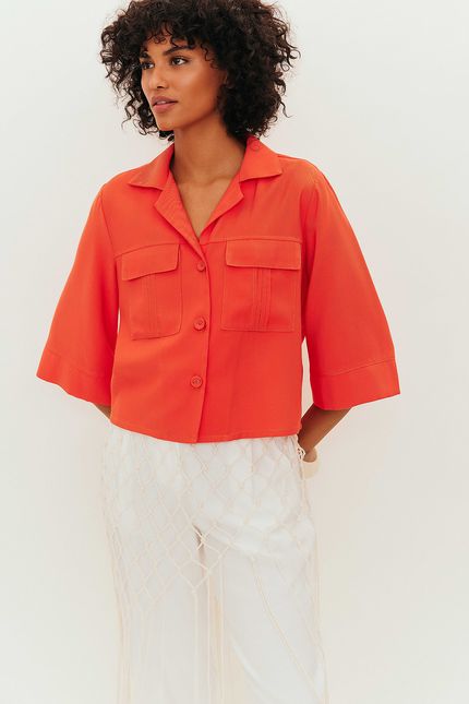 camisa bolso pregas laranja tropical
