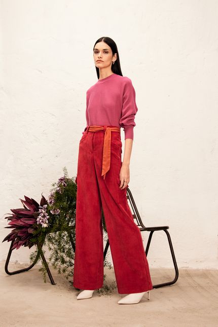 Calça cargo de veludo vermelho anturio