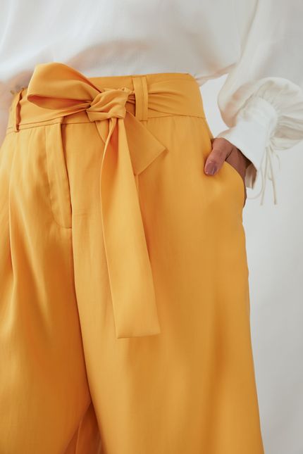 Bermuda nervura longa amarelo favo