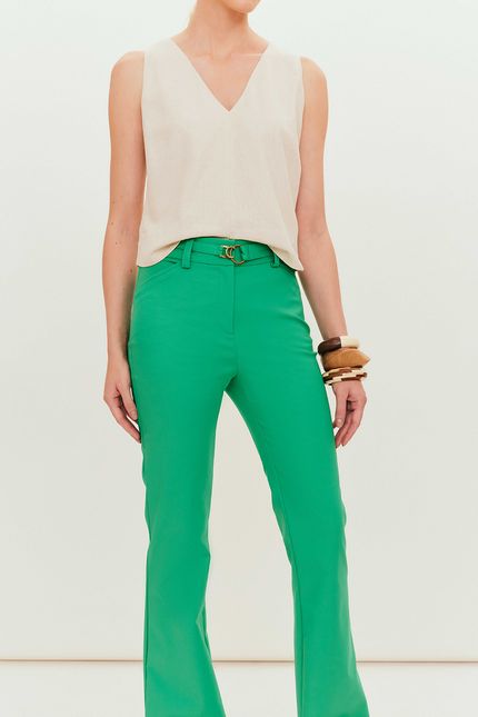 Calça flare cinto verde astral