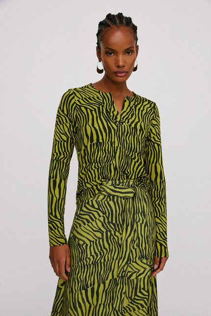 Blusa pate listrado orgânico verde aguapes