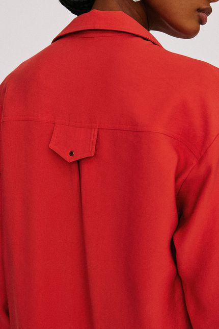 Camisa detalhe ilhós vermelho papoula
