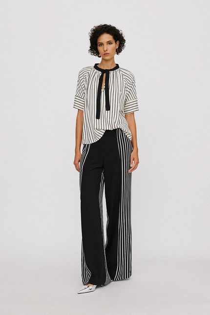 Blusa crepe listra rongeant off white