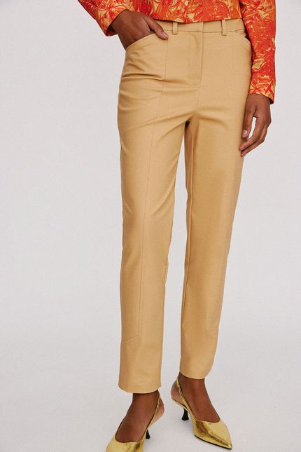 Calça alfaiataria bolso vivo bege sisal