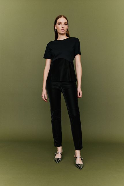Blusa manga recortes montaria preto
