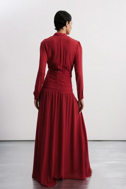 Vestido festa gola lenço vinho urucum