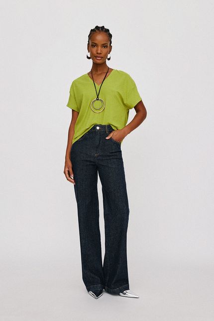 Blusa básica decote canelada verde aguapes