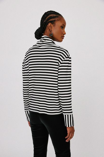 Blusa listrada botões preto
