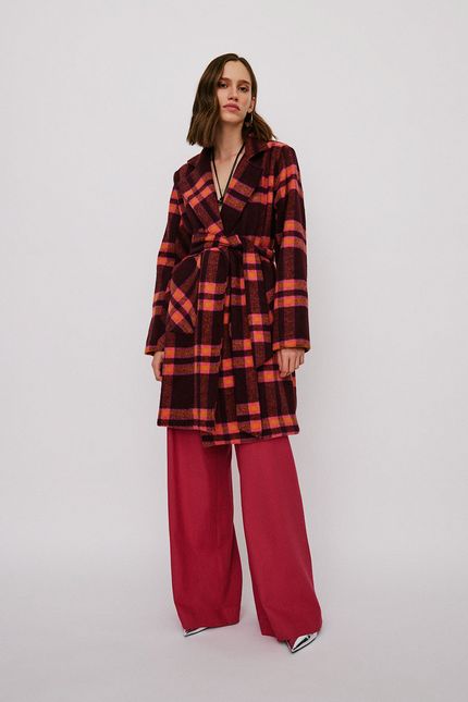 Casaco trench coat xadrez vinho urucum
