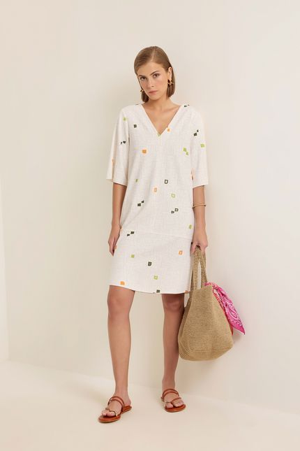 Vestido curto passeio off white