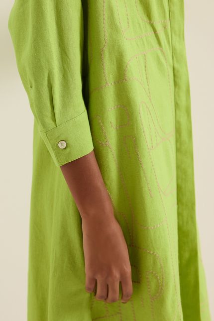 Vestido linho bordado barzinho verde jardim