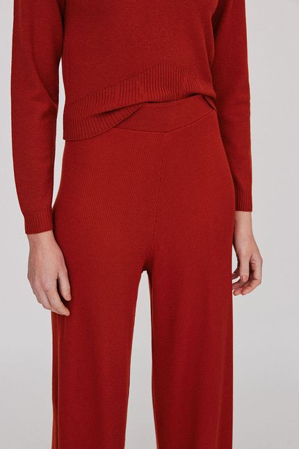 Calça tricot canelada marrom serrado