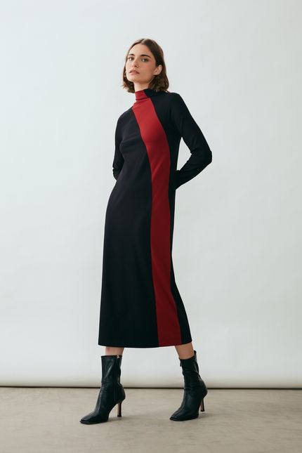 Vestido recorte malha crepe preto
