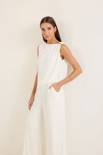 Blusa malha drapeado detalhe off white