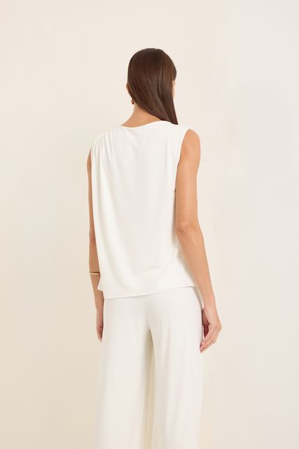 Blusa malha drapeado detalhe off white