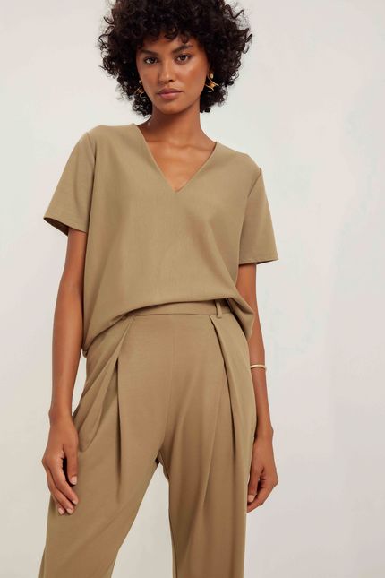 Calça alfaiataria dobradura verde cominho