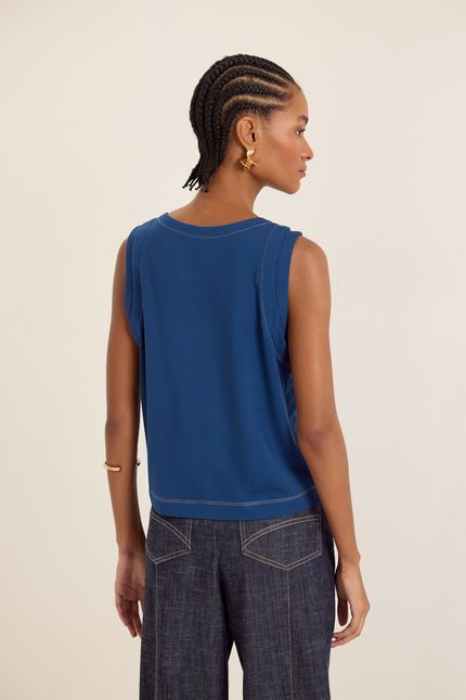 Blusa moletinho detalhe cava azul atlantico