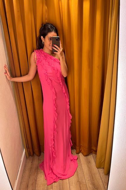 Vestido festa ombro multi jabot rosa confete