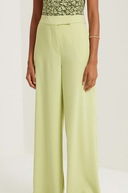 Calça crepe pantalona verde cana
