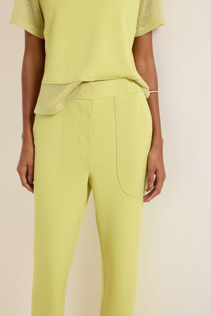 Calça malha dublada zig zag detalhe verde cana
