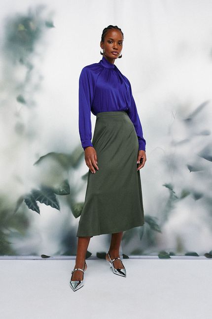 blusa cetim torção azul oceano