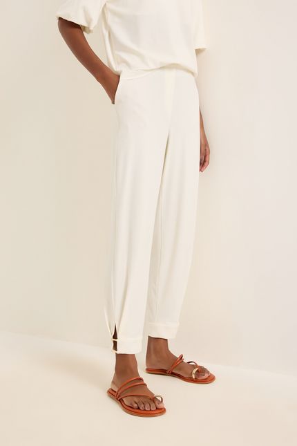 Calça malha crepe vazados off white