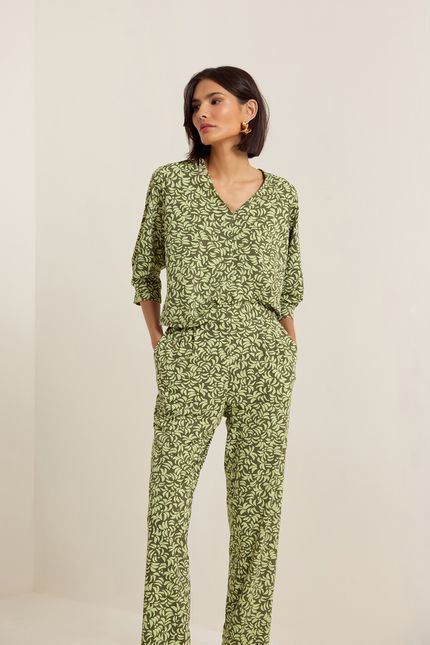 Calça prega coqueiro verde cana