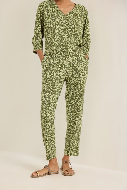 Calça prega coqueiro verde cana