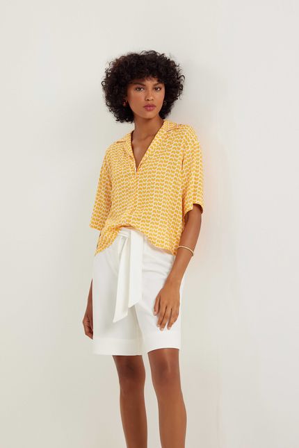 Bermuda faixa crepe malha off white
