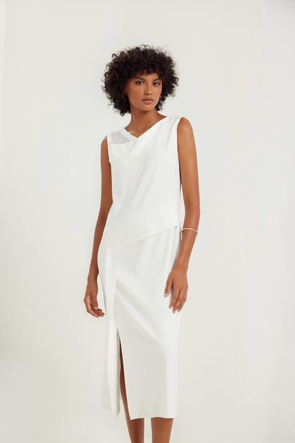 Vestido malha detalhe crochê off white