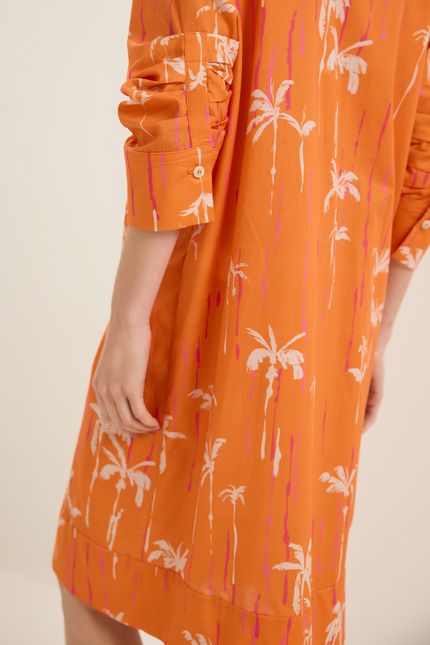 Vestido chemise pregas arpoador arpoador laranja suco