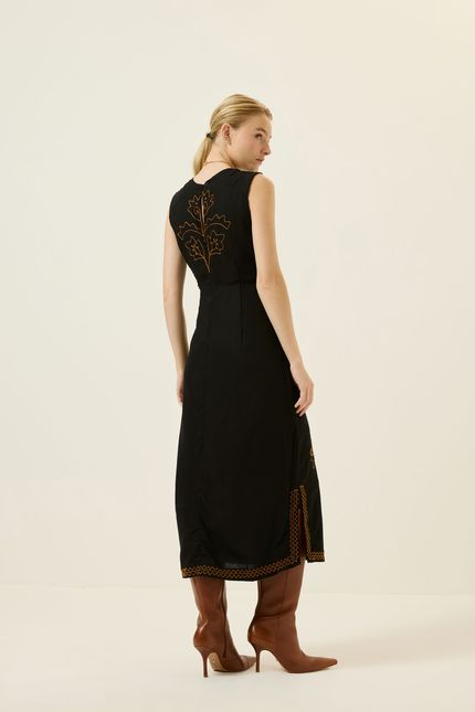 Vestido linho bordado maria bonit preto