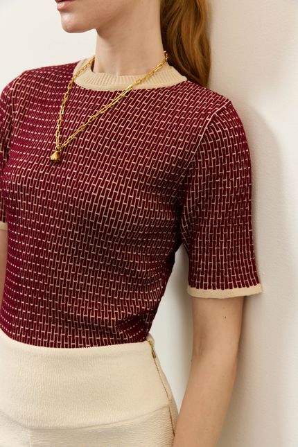 Blusa tricot mc jacquard vinho tango com bege opera