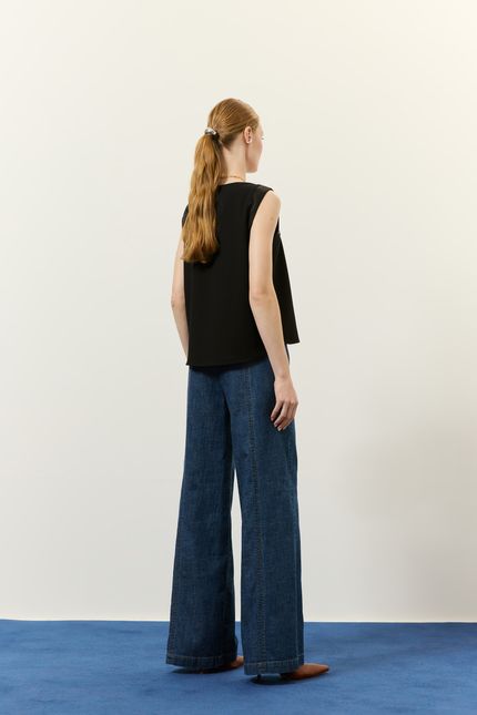 Blusa crepe det cava preto