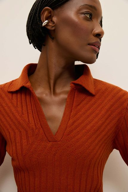 Blusa tricot polo mix pontos caramelo viola