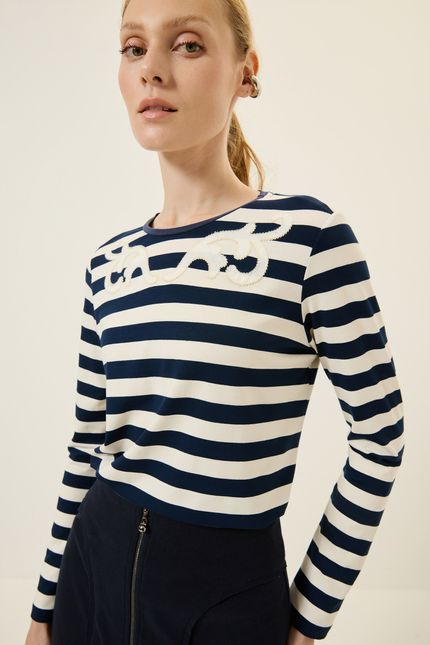 Blusa ml listra bordada azul rock com off white