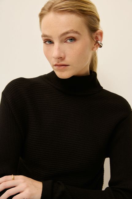 Blusa tricot mc canelada preto