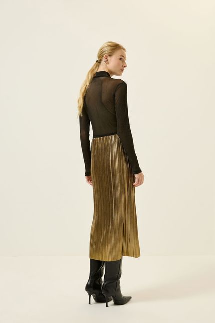 Saia plissada foil ouro dourado