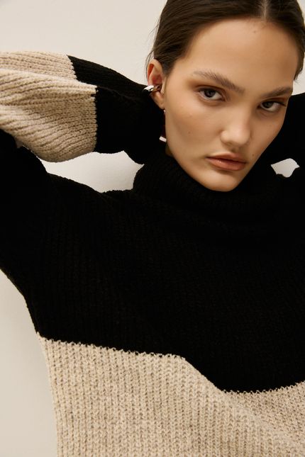 Blusa tricot ml gola listra preto com bege natural