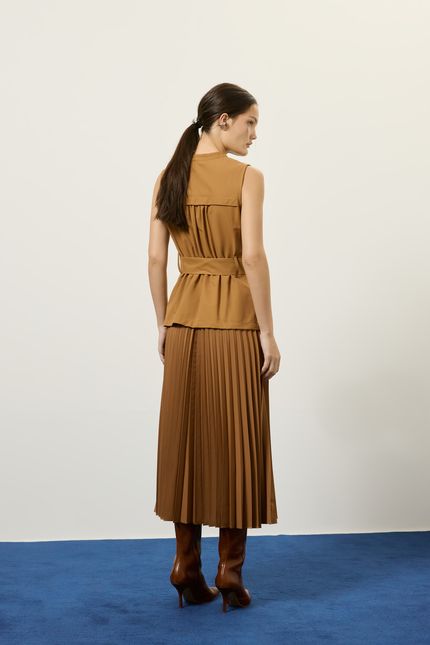 Vestido saia plissada caramelo viola