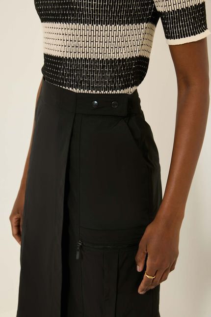 Saia tecno midi transpasse preto