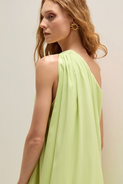 Vestido festa ombro detalhe verde cana